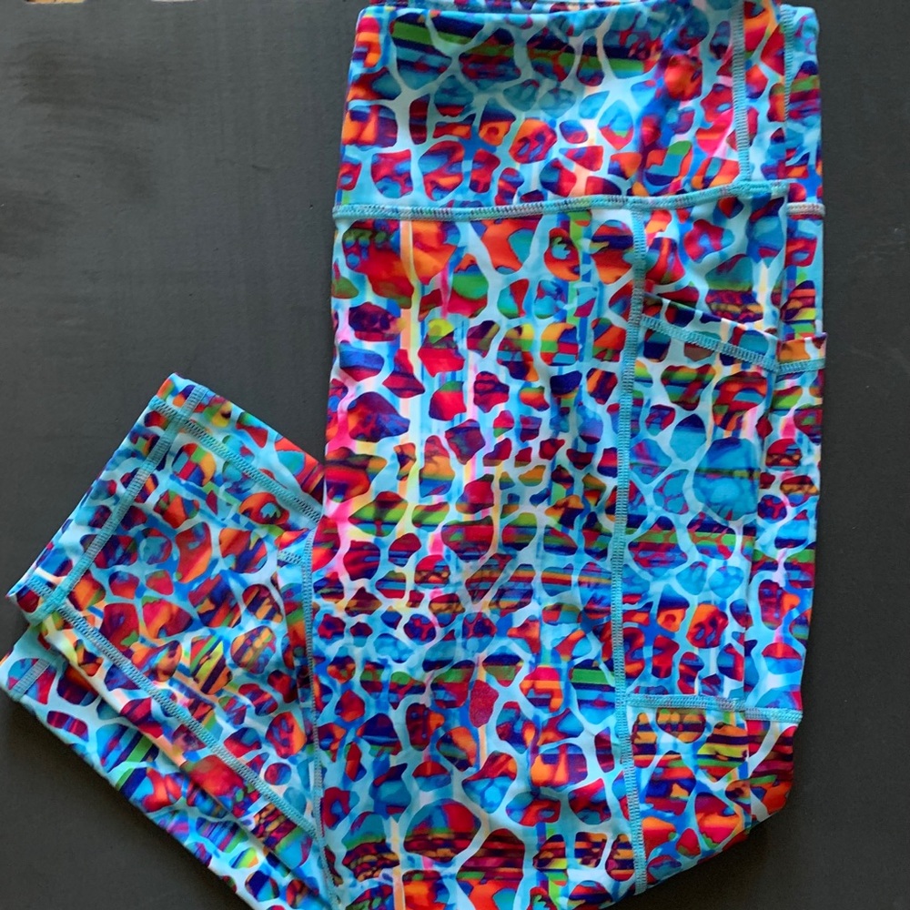 CVG - Exotic Capris
